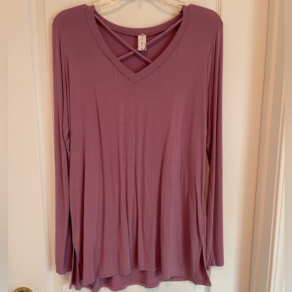 Women’s Tee
